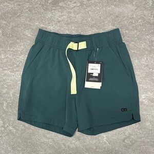 Last Chance! OR Women’s Ferrosi short 5” inseam Douglas Fir Small NWT